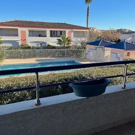 T2 Avec Terrasse, Parking Prive Et Piscine Securisee, Proche Richelieu - Fr-1-749-37 * Agde